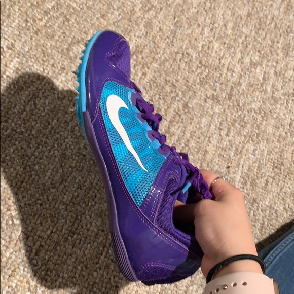 Blue and purple Nike spikes - Picture 3 of 5